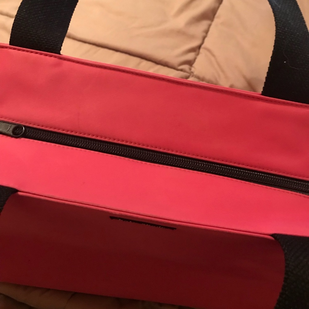 Kate Spade 🎀 Pink and Black Large Nylon Tote - Picture 5 of 8